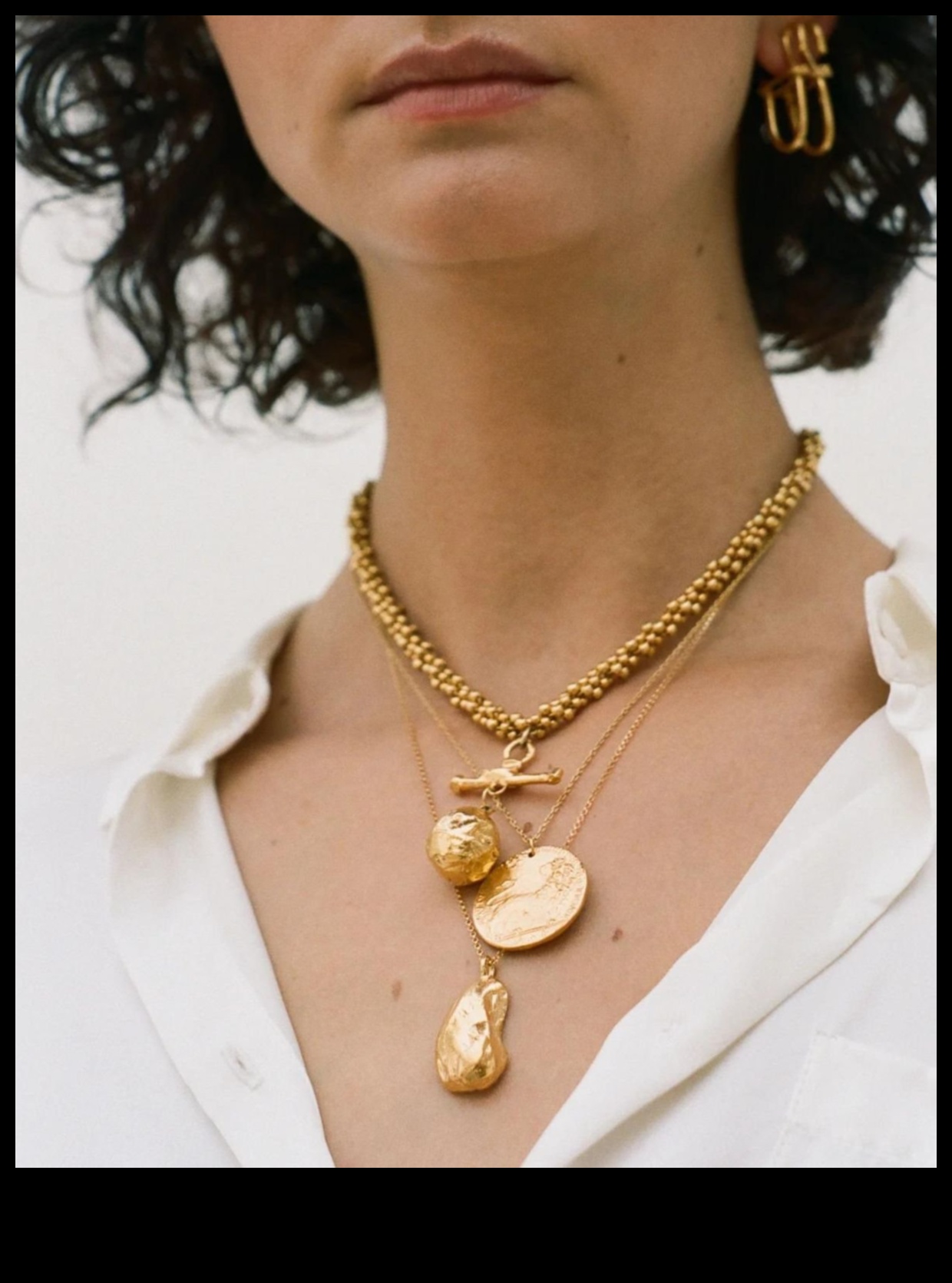 Upcycled Fashion Jewelry Μια βιώσιμη επιλογή 3 DIY Crafts και Upcycled Fashion: Creating Wearable Art