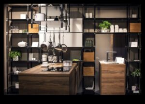 Ιδέες Industrial Chic διακόσμησης κουζίνας με ανοιχτά ράφια