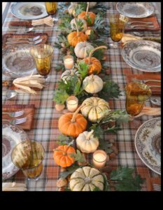DIY Ευχαριστίες Tablescapes: Crafting for a Grateful Feast